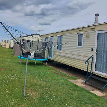 Warden Springs Caravan Park Ms16 Thornhill Road, Eastchurch,Me124Hf Sheerness Exteriör bild